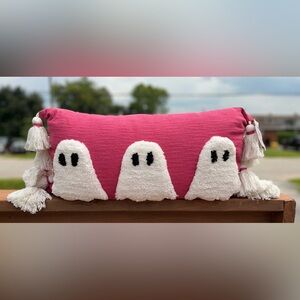 Goblin & Ghoul viral ghost pillow #2